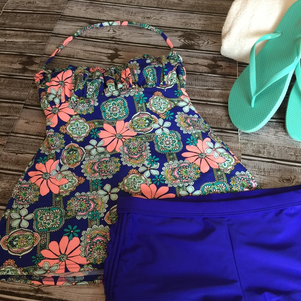 Hobie Printed Halter Tankini Top and Swim Shorts